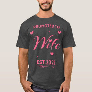 GEDRUKT AAN WIFE 2022 PINK BRIDE GIFT FUNNY WOMENS T-SHIRT