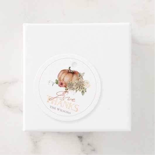 Geef Bedankt Pumpkin & White Dahlia Thanksgiving Bedankjes Labels (In situ)