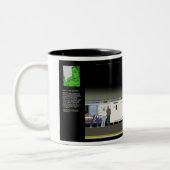 Geef het perceel door: Mok boekomslag (Links)