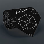 Geek de géométrie et Cravate noir et blanc<br><div class="desc">Les cravates de Geek de géométrie avec des noms personnalisés sont l'accessoire parfait pour tous les passionnés de géométrie. Que vous soyez étudiant, enseignant ou simplement quelqu’un qui aime les mathématiques, ces cravates exhiberont votre passion avec style. Les cravate caractéristiques géométriques design couleur est personnalisable en plus cette cravate peut...</div>