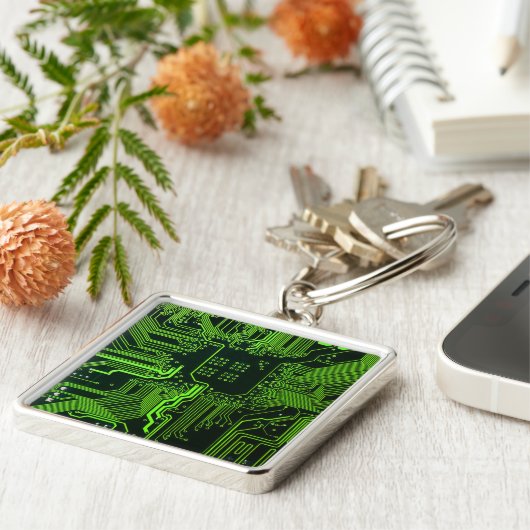 Geek Out Nerd PCB Groene Elektronische Circuit Boa Sleutelhanger (Zijkant)