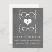 Geeky Glassen Chalkboard Save the Date Briefkaart (Voorkant / Achterkant)