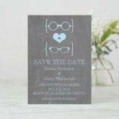 Geeky Glasses Chalkboard Save the Date Invite Kaart (Staand voorkant)