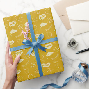 Geel Afstuderen Hand getekend krabbelpatroon Cadeaupapier