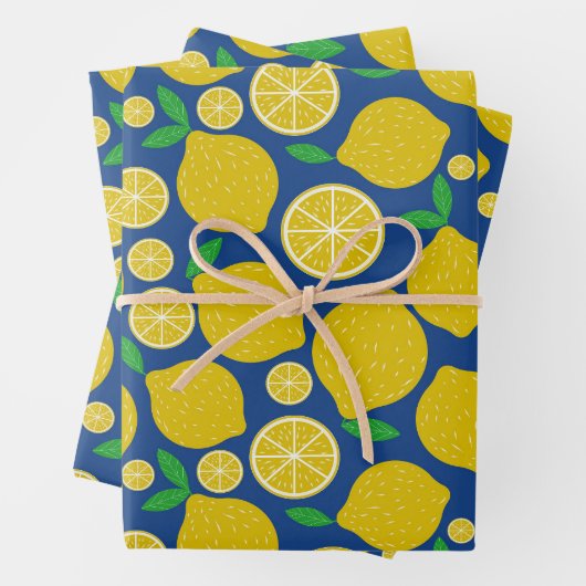 Geel Citrus Patroon op Blauw Inpakpapier Vel (In situ)