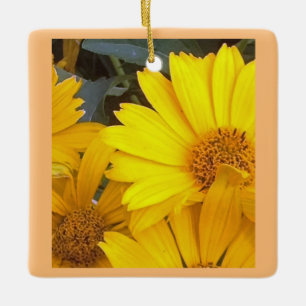 Geel Daisy Ornament