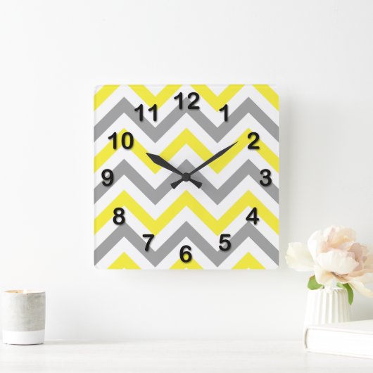 Geel, Dk Grey Wht Large Chevron ZigZag Pattern Vierkante Klok (Huis)