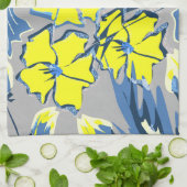 Geel en blauw bloemen met enkels. theedoek (Gevouwen)