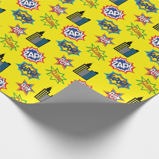 Geel en blauw Superheld Metropolis Cadeaupapier (Hoek)