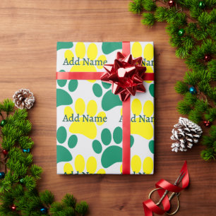 Geel en Groen Hondenpootje Print Aangepaste Naam Cadeaupapier
