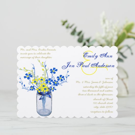 Geel en marineblauw Mason Jar Wild Flower Wedding Kaart (Staand voorkant)