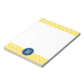 Geel en Navy Quatrefoil Pattern Custom Monogram Notitieblok (Gedraaid)
