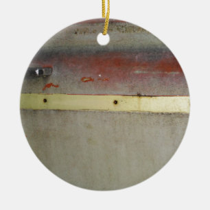 Geel en rood, rood, blauw keramisch ornament