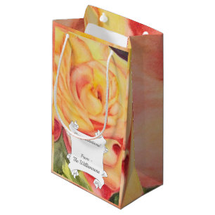 Geel en roze roze bloem klein cadeauzakje