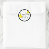 Geel en zwart bloemenadreslabel ronde sticker (Tas)