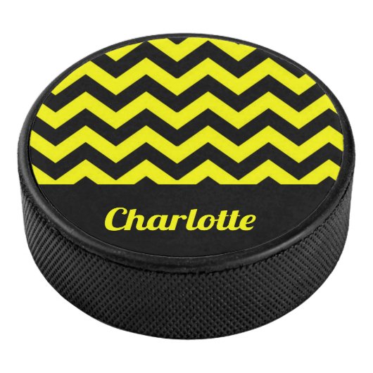 geel en zwart chevron patroon hockey puck (3/4)