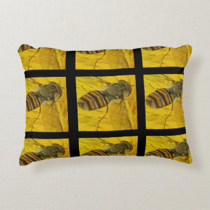 Geel en zwart insect accent kussen