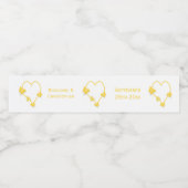Geel gekleurde vlinder hart ontwerp bruiloft waterfles etiket (Enkel label)