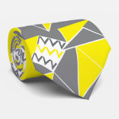 Geel Grijs Chevron Streep Geometrisch Patroon Stropdas (Opgerold)