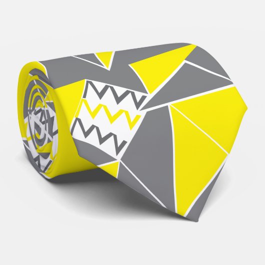 Geel Grijs Chevron Streep Geometrisch Patroon Stropdas (Opgerold)