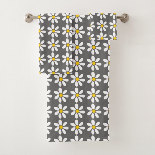 Geel grijs wit Daisy Pattern Bad Handdoek (Insitu)