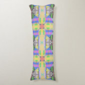 Geel Groen Blauw Paars Geometrisch Lichaamskussen (Voorkant Verticaal)