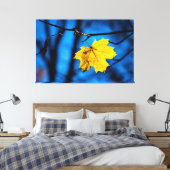 Geel leder op blauw canvas afdruk (Insitu (Slaapkamer))