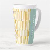 Geel modern abstract patroon, gepersonaliseerd ges latte mok (Rechterhoek)