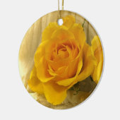 Geel rozenkeramisch Ornament (Links)