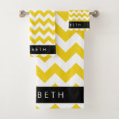Geel zigzag, Geel Chevron, Jouw naam Bad Handdoek (Insitu)