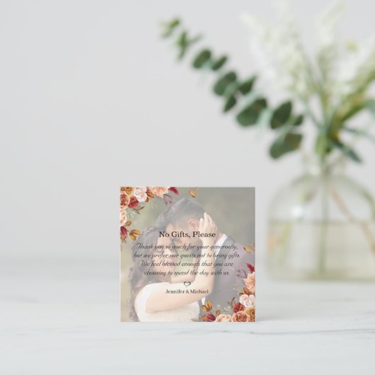 Geen cadeautjes alsjeblieft, let op huwelijkscadea informatiekaartje (Staand voorkant)