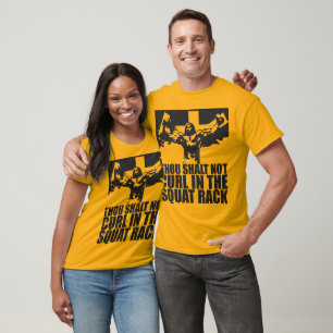 Geen kromming in het vierkant rack t-shirt