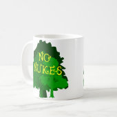 Geen Nukes met Mok groene bomen koffie (Voorkant links)