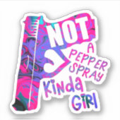 Geen peper spray soort meisje sticker (Voorkant)