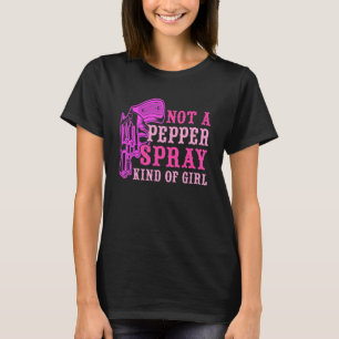 Geen pepperspuit, een soort meisje t-shirt