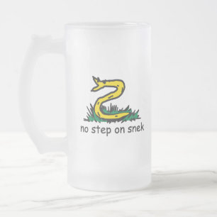 Geen stap op snek memes Gadsden parodie SnekRight Matglas Bierpul