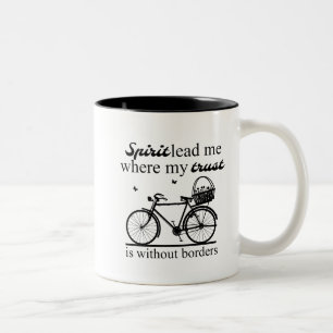 Geest leidt me waar mijn vertrouwen zonder grenzen tweekleurige koffiemok