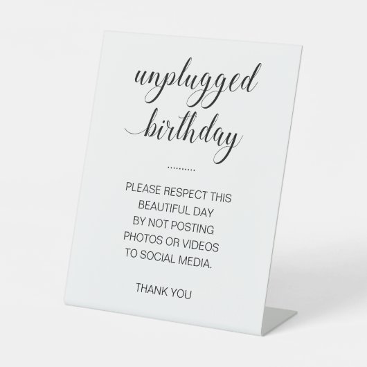 Geëxpandeerde verjaardag Geen berichten op sociale Reclamebord Met Voetstuk (Voorkant)