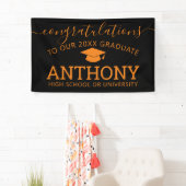 Gefeliciteerd Afstuderen zwart oranje pet virtueel Spandoek (Insitu)
