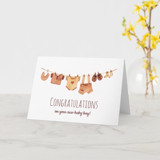 Gefeliciteerd - Boho Baby Kleding Kaart (Gele Bloem)