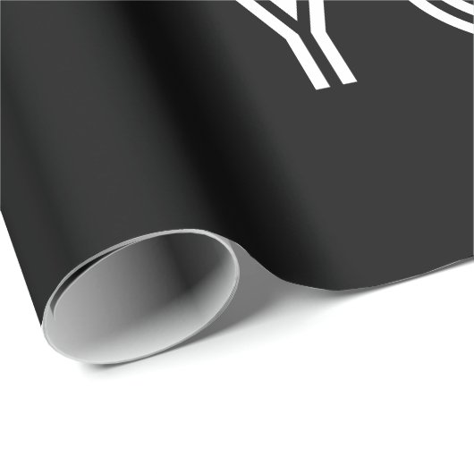 "Gefeliciteerd met je verjaardag!" Zwart & Wit Cadeaupapier (Rol Hoek)