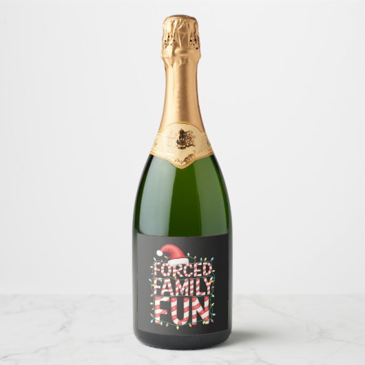 Geforceerd Familie Fun Grappige Familie Matching O Sparkling Wijnetiket (Voorkant)
