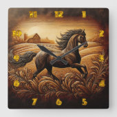 gegraveerd paard dat over een tarweveld rent vierkante klok (Voorkant)