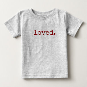 gehouden van rood de typografiehart van de
