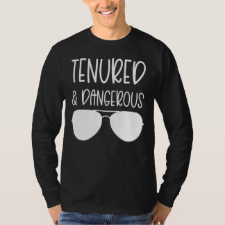 Gehuurde en gevaarlijke hoogleraar vrouwen — Tenur T-shirt