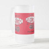 Gejaard tot perfectie op 40 | 40e verjaardag matglas bierpul (Voorkant links)