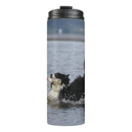 Gekke hond in water, tumbler, personaliseer thermosbeker
