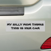 Gekke moeder denkt dat dit haar auto is bumpersticker (Op auto)