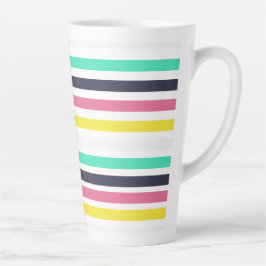 Gekleurde horizontale strepen latte mok
