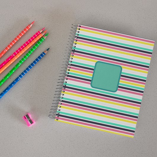 Gekleurde horizontale strepen planner